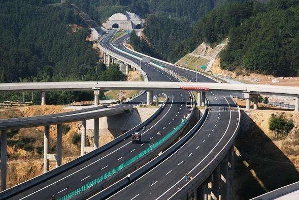 云南交投集团云岭建设有限公司